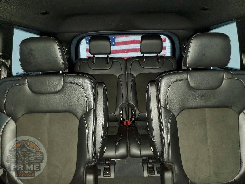 2023 JEEP GRAND CHEROKEE — фото 10