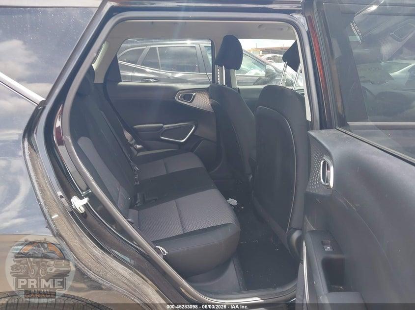 2025 KIA SOUL LX — фото 8