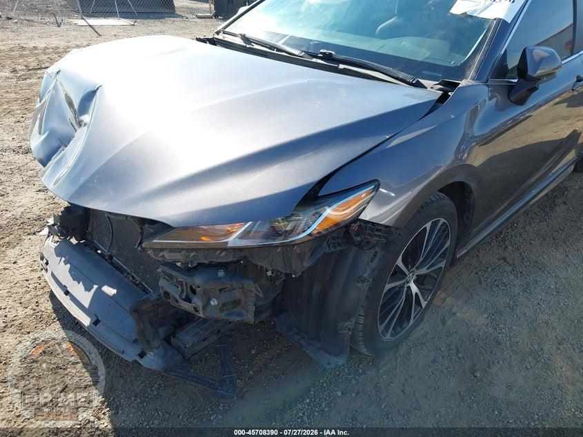 2019 TOYOTA CAMRY SE — фото 18