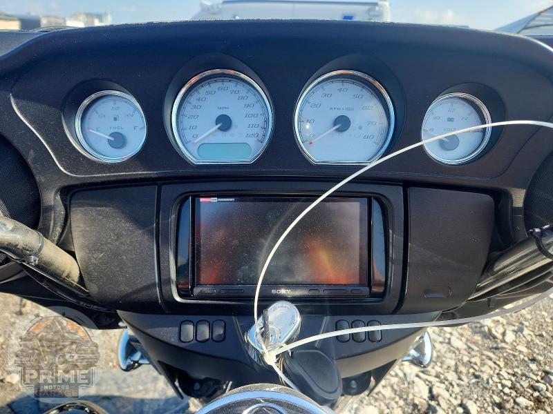 2017 HARLEY-DAVIDSON FLHX (STREET GLIDE) — фото 7
