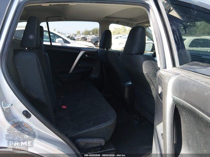 2015 TOYOTA RAV4 XLE — фото 8