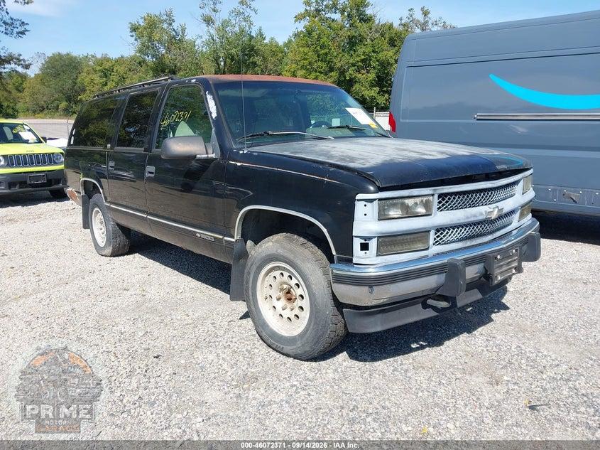 1994 CHEVROLET SUBURBAN K1500 — фото 1