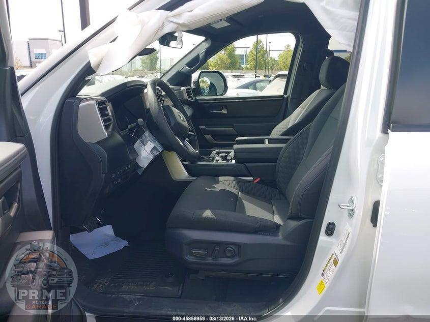 2026 TOYOTA TUNDRA SR5 CREWMAX 5.5' BED — фото 5