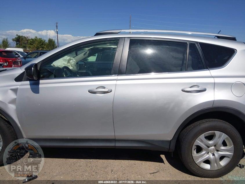 2015 TOYOTA RAV4 LE — фото 14