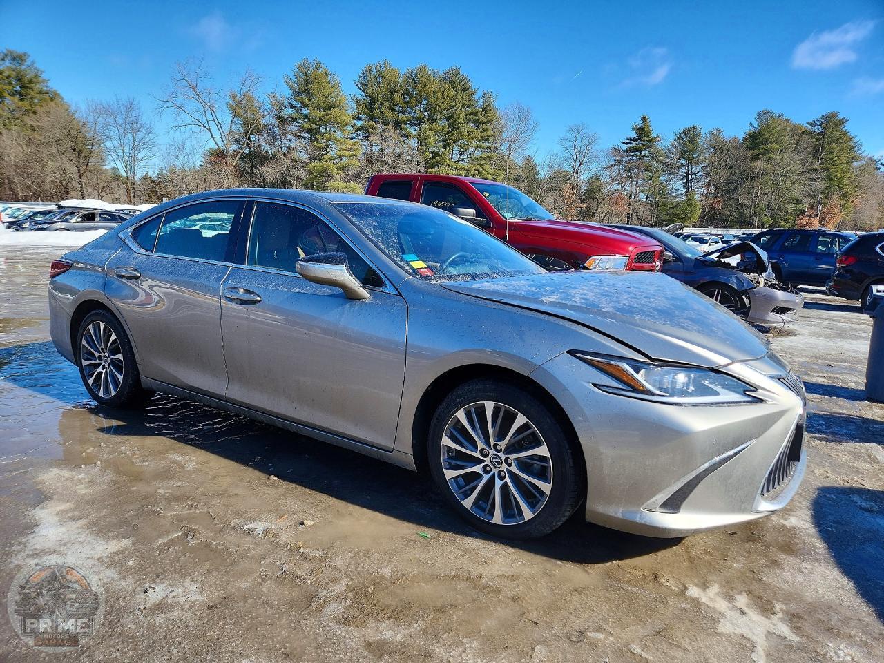2021 LEXUS ES — фото 4