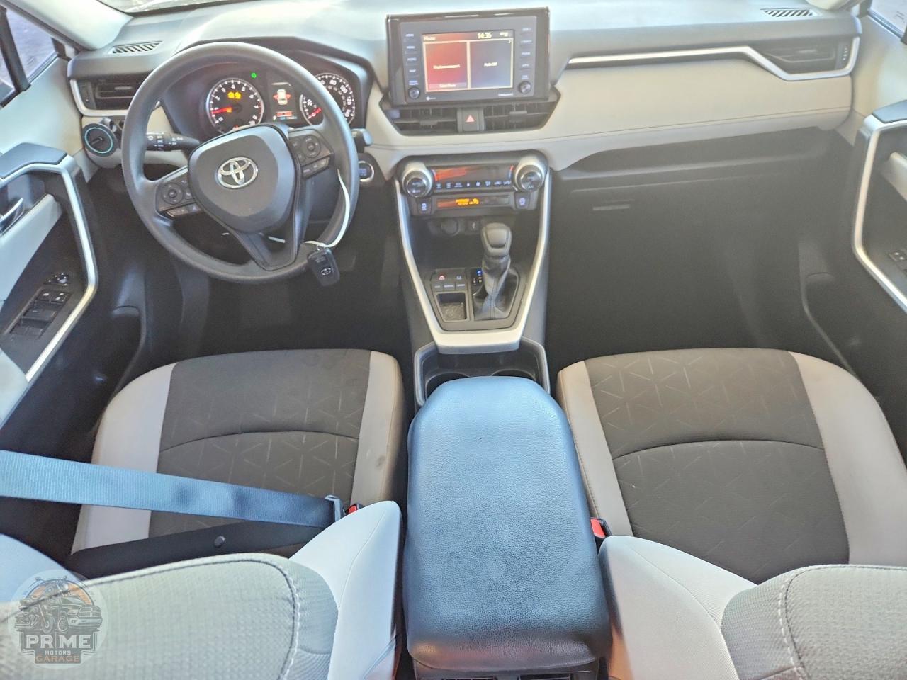 2020 TOYOTA RAV4 — фото 8