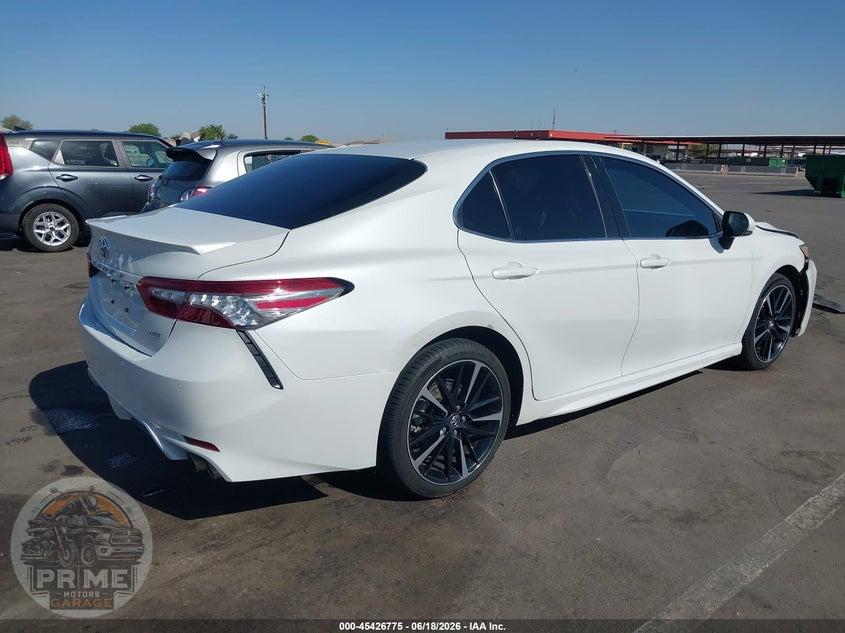 2018 TOYOTA CAMRY XSE — фото 4