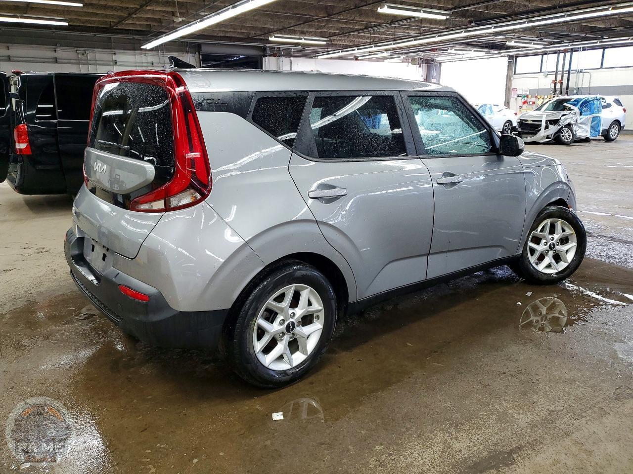 2022 KIA SOUL — фото 3