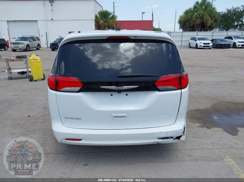 2023 CHRYSLER VOYAGER LX — фото 17