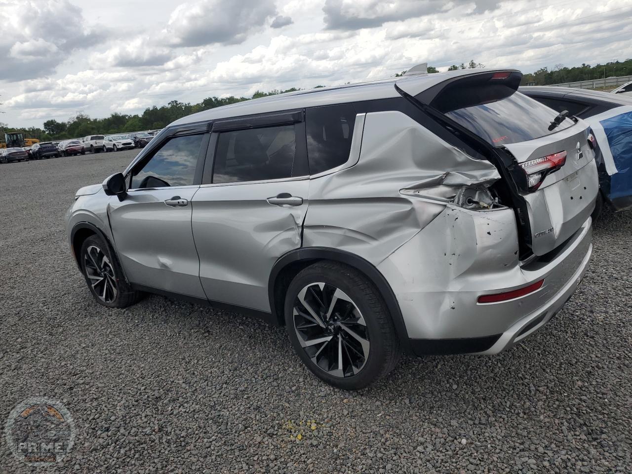 2024 MITSUBISHI OUTLANDER — фото 2