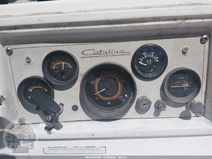 1985 CATALINA 30' — фото 7