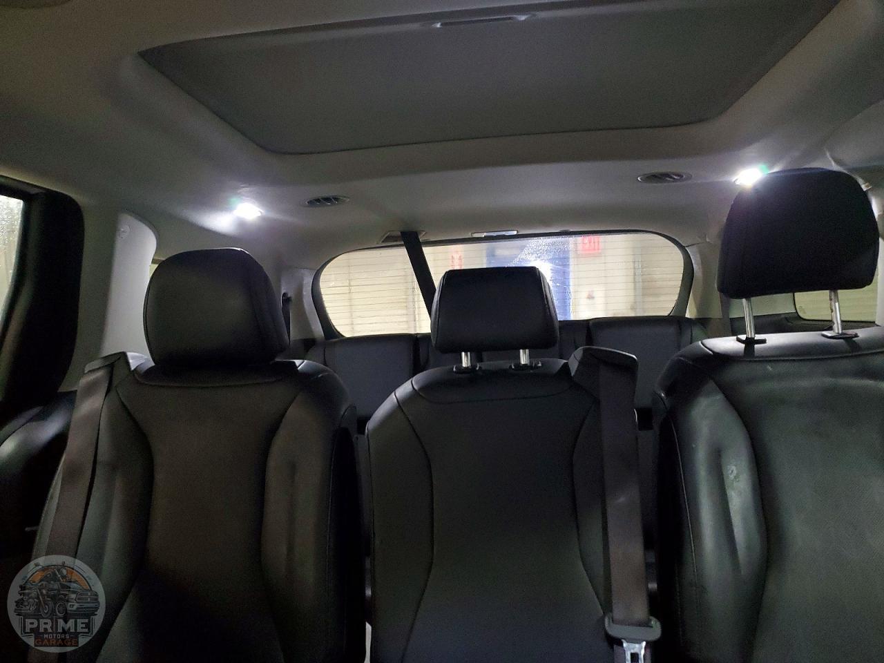 2025 KIA CARNIVAL — фото 7