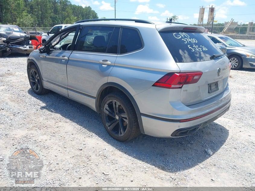 2023 VOLKSWAGEN TIGUAN 2.0T SE R-LINE BLACK — фото 3