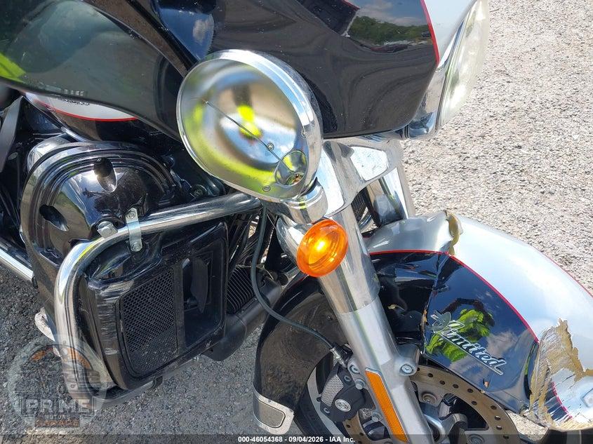 2015 HARLEY-DAVIDSON FLHTKL (ULTRA LIMITED LOW) ULTRA LIMITED LOW — фото 16