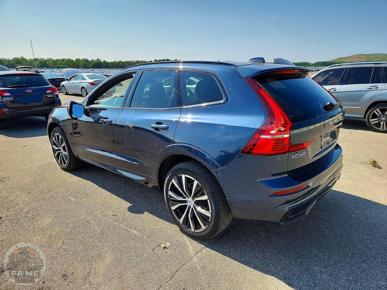 2024 VOLVO XC60 — фото 2