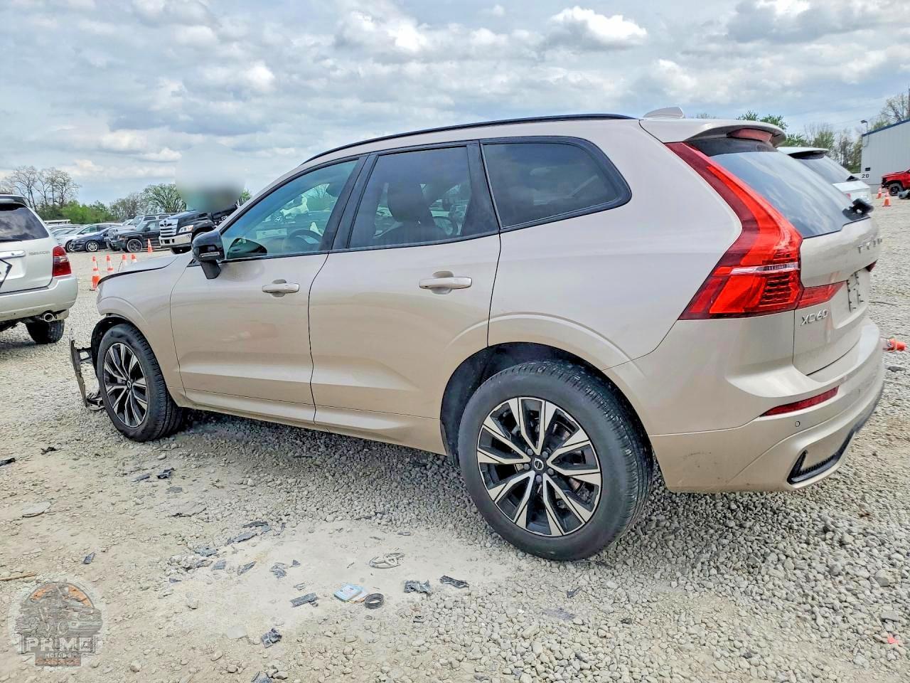 2024 VOLVO XC60 — фото 2