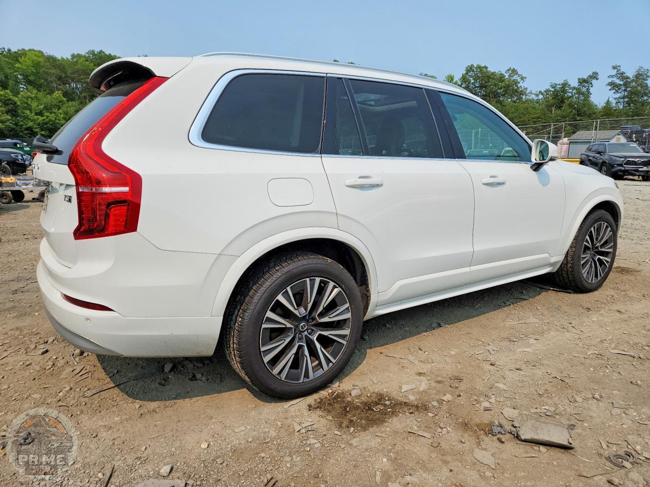 2022 VOLVO XC90 — фото 3