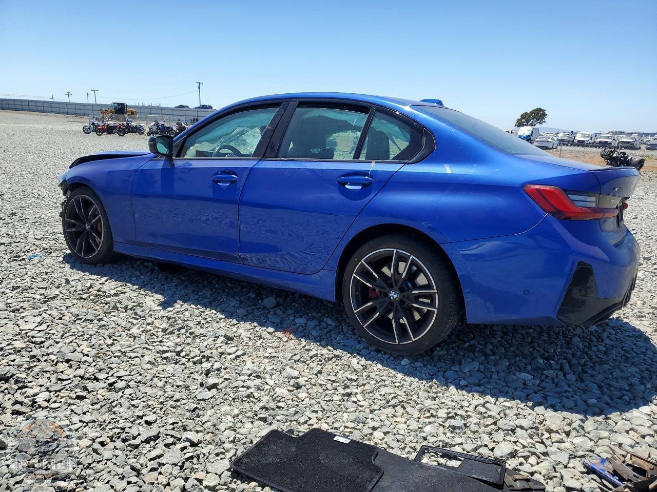 2023 BMW 3 SERIES — фото 2