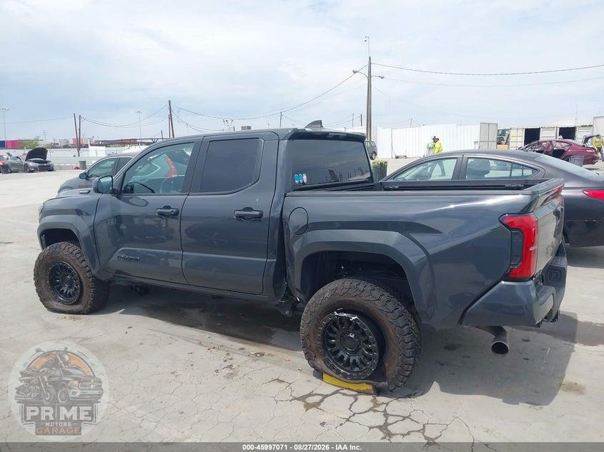 2025 TOYOTA TACOMA HYBRID TRD SPORT 4WD — фото 13