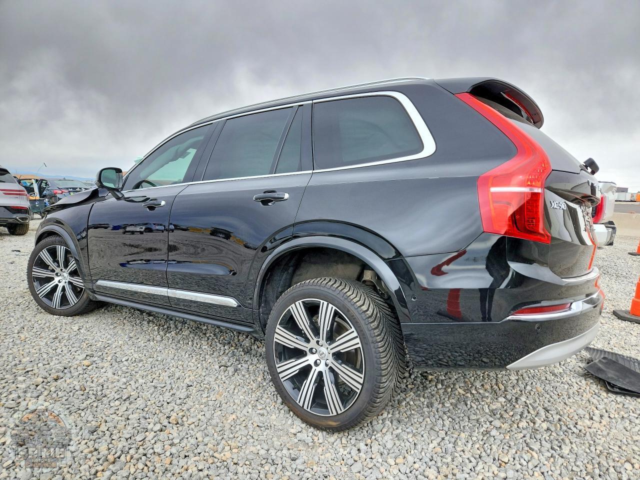 2022 VOLVO XC90 — фото 2