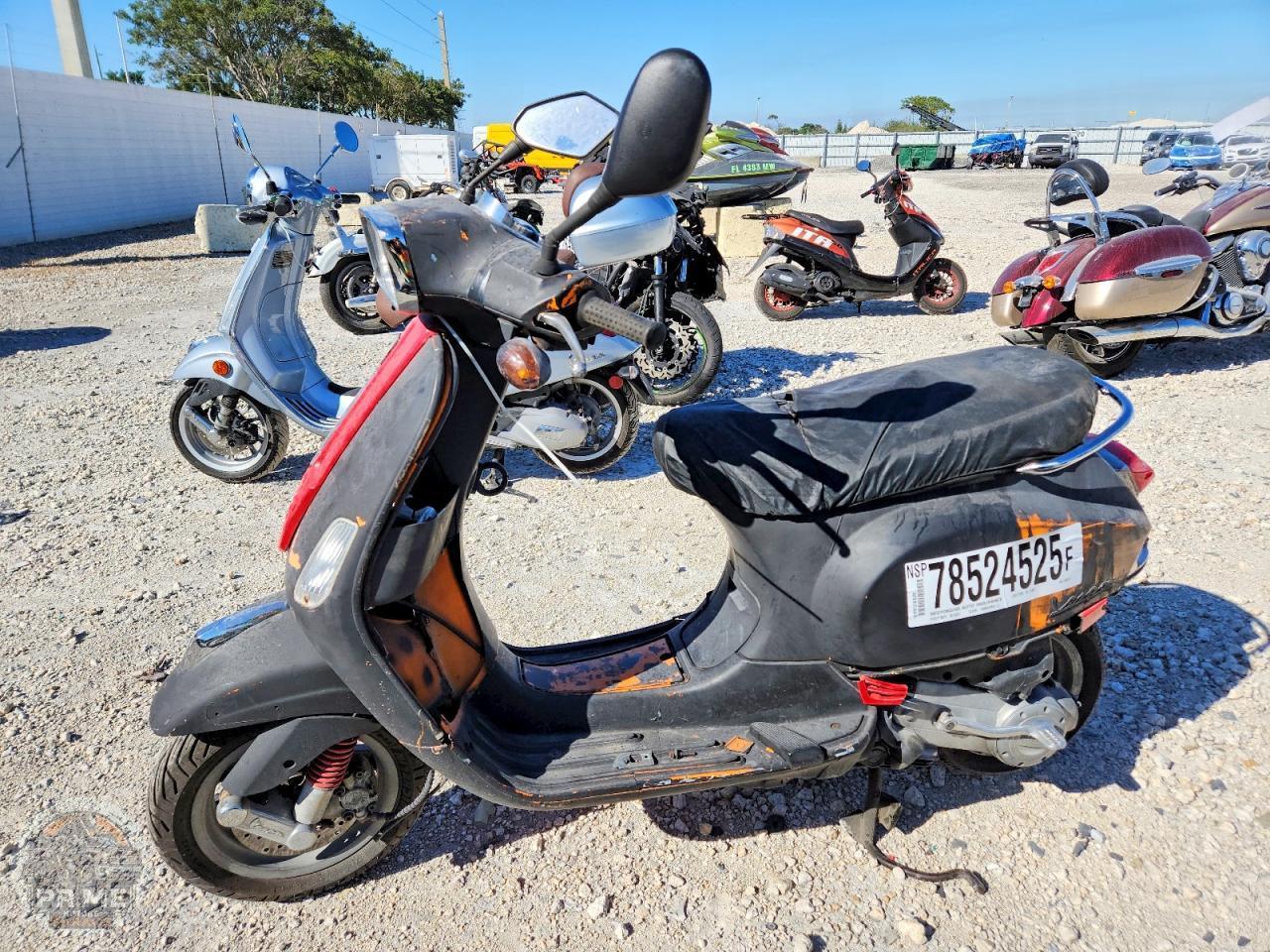 2009 VESPA LX — фото 3