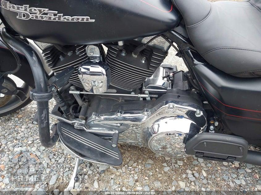 2015 HARLEY-DAVIDSON FLHXS (STREET GLIDE SPECIAL) STREET GLIDE SPECIAL — фото 9