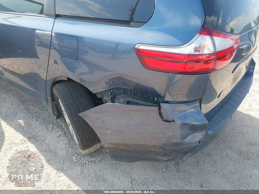 2016 TOYOTA SIENNA XLE PREMIUM 7 PASSENGER — фото 6
