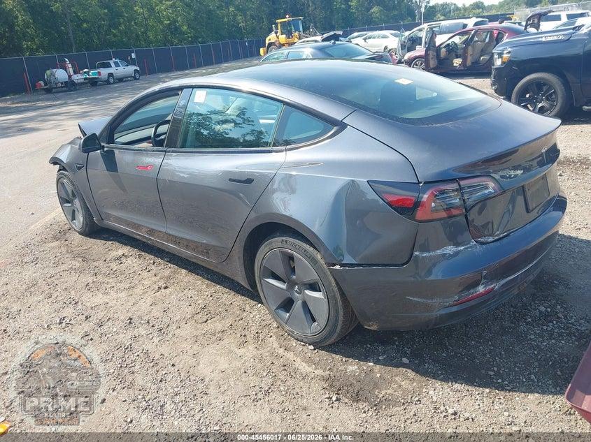 2023 TESLA MODEL 3 REAR-WHEEL DRIVE — фото 3