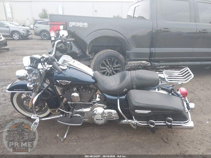 2013 HARLEY-DAVIDSON FLHRC (ROAD KING CLASSIC) ROAD KING CLASSIC — фото 13