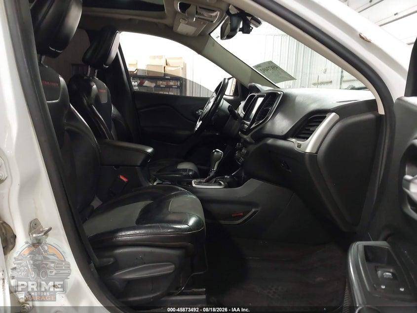 2016 JEEP CHEROKEE TRAILHAWK — фото 5