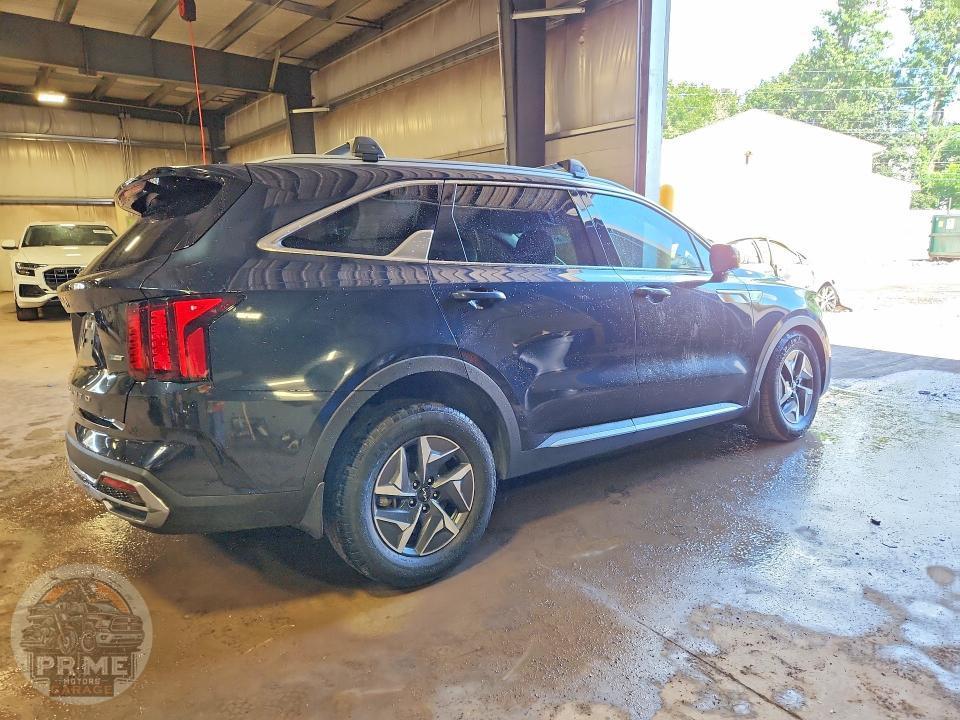 2022 KIA SORENTO — фото 3