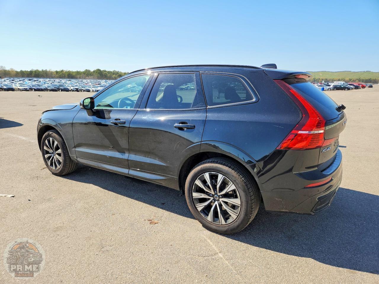 2025 VOLVO XC60 — фото 2