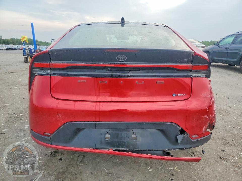2026 TOYOTA PRIUS — фото 6