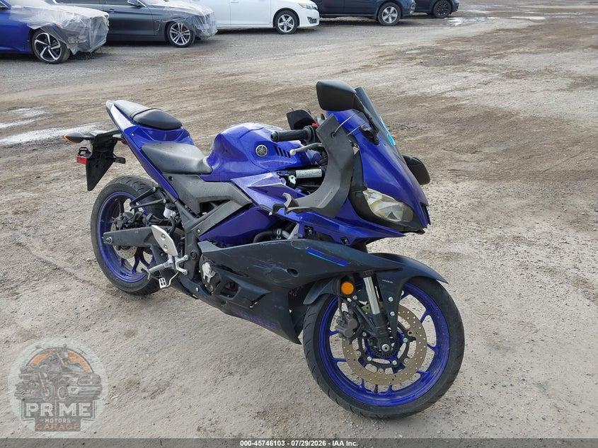 2023 YAMAHA YZFR3 A — фото 1