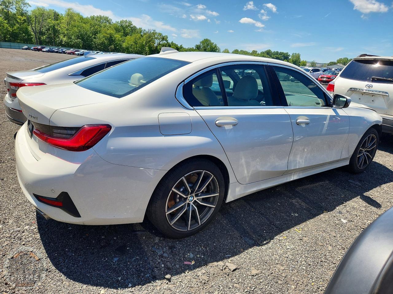 2020 BMW 3 SERIES — фото 3