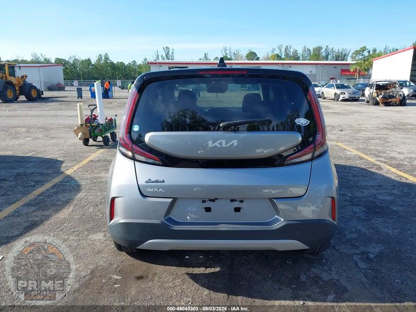 2023 KIA SOUL LX — фото 16