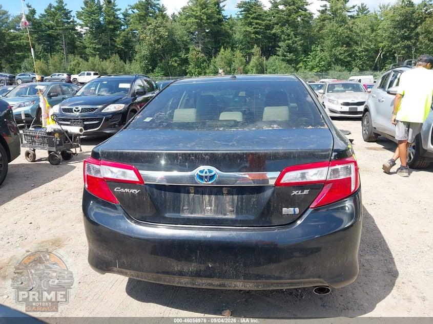 2014 TOYOTA CAMRY HYBRID XLE — фото 16