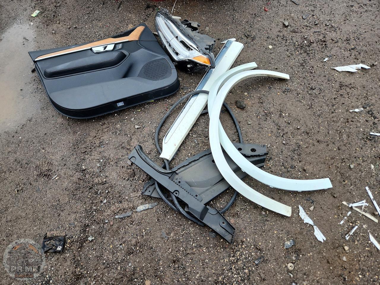 2024 VOLVO XC90 — фото 13