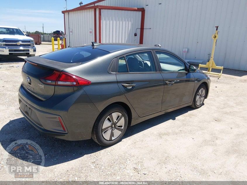 2020 HYUNDAI IONIQ HYBRID BLUE — фото 4