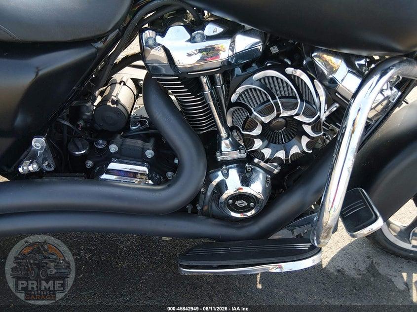 2017 HARLEY-DAVIDSON FLHXS (STREET GLIDE SPECIAL) STREET GLIDE SPECIAL — фото 8