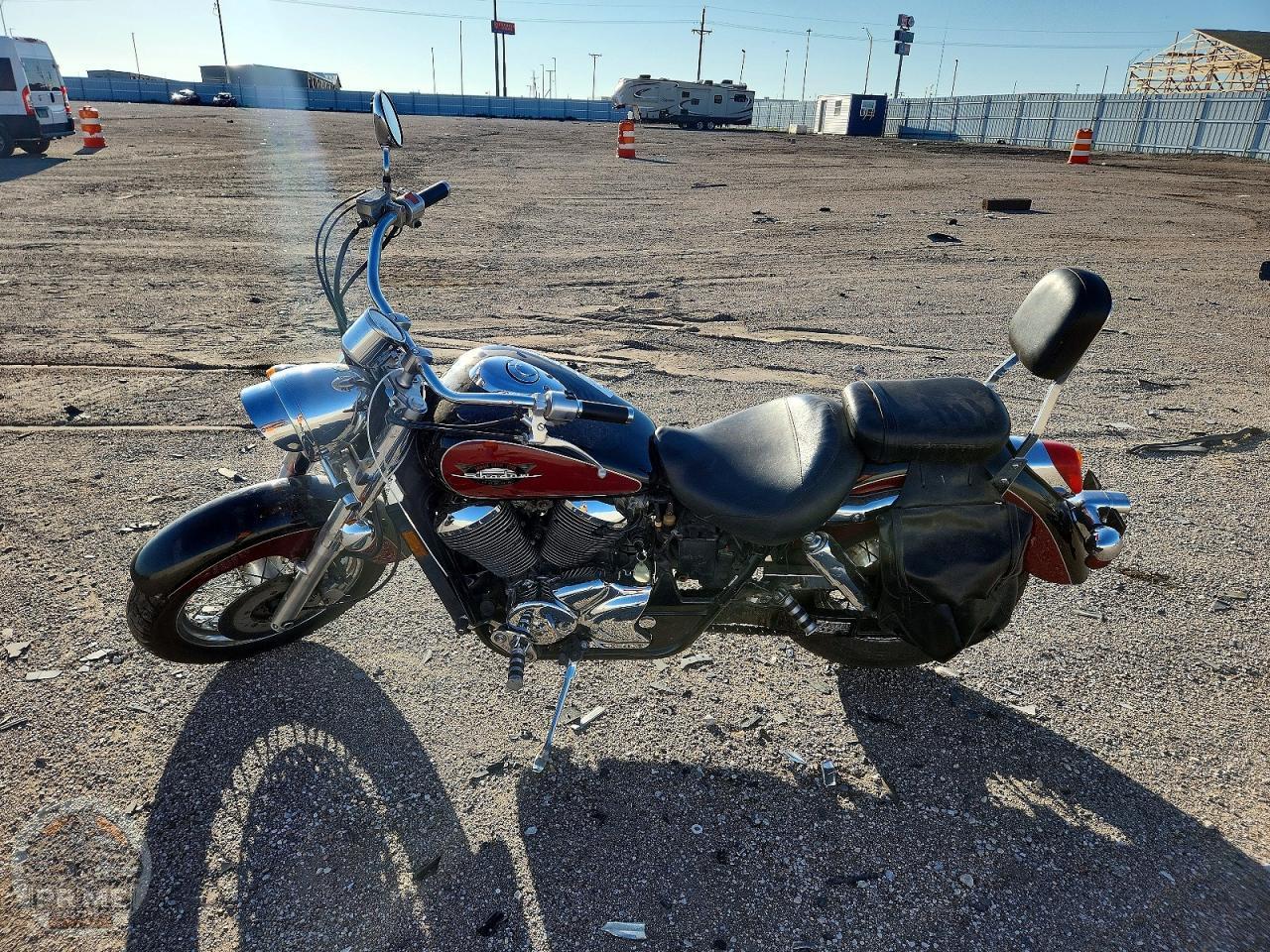 1999 HONDA VT750 — фото 5