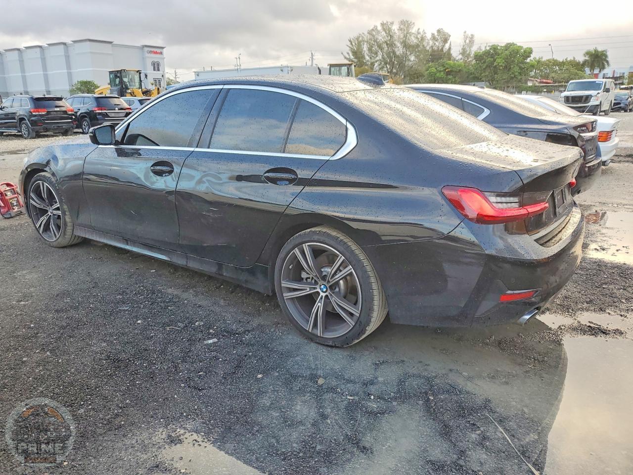2022 BMW 3 SERIES — фото 4
