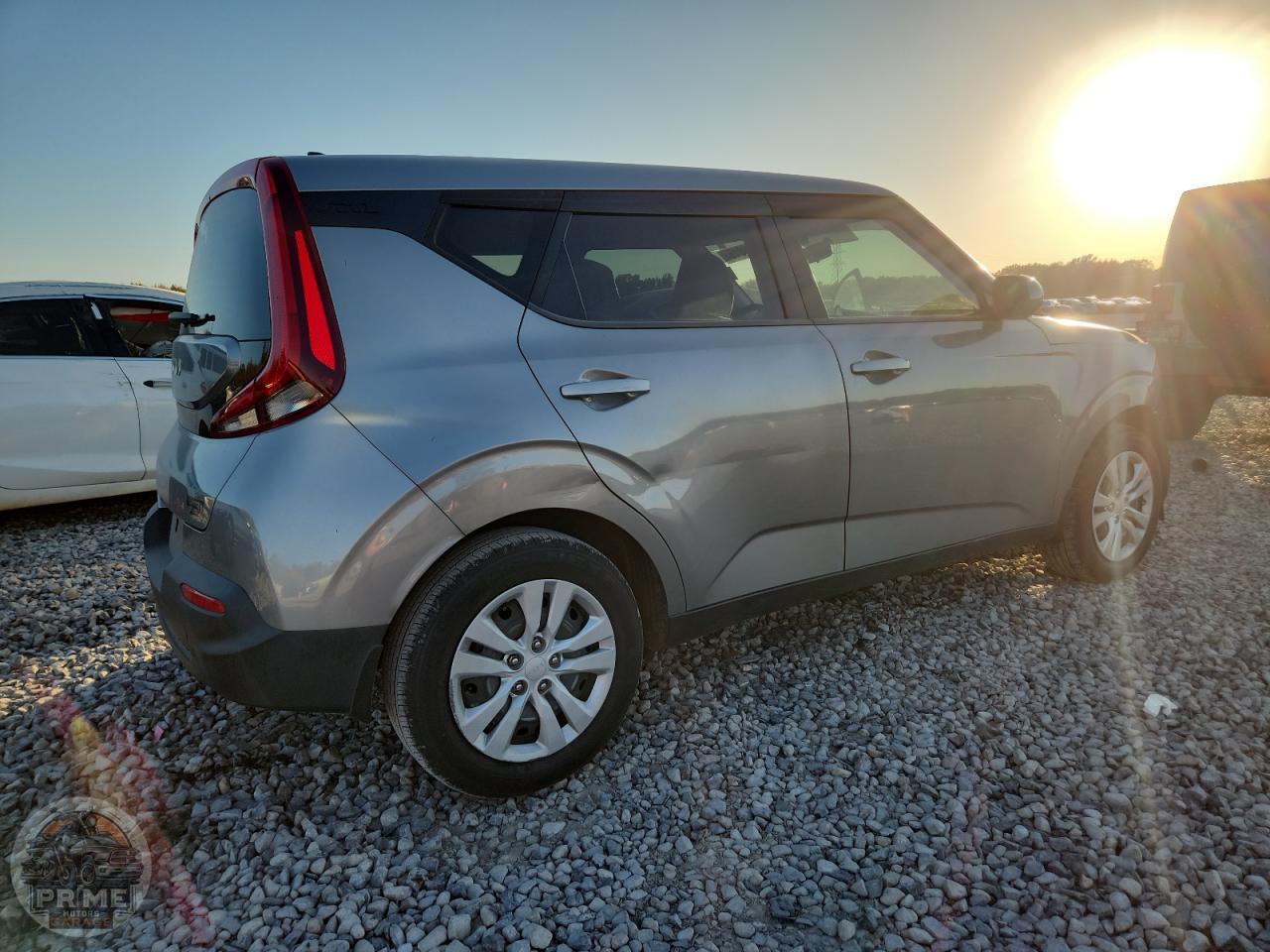 2022 KIA SOUL — фото 3