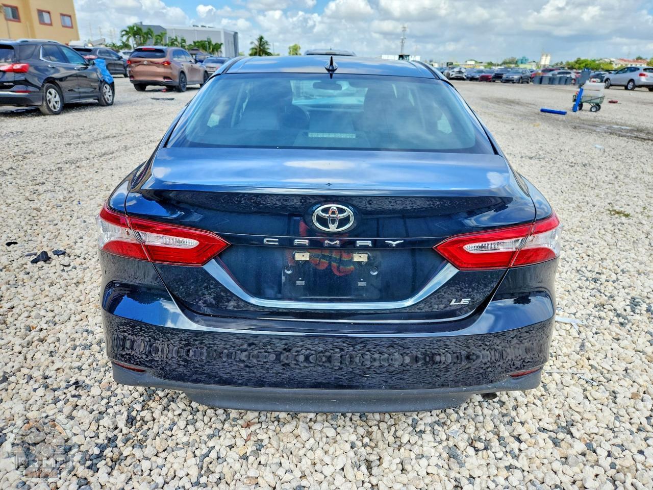 2020 TOYOTA CAMRY — фото 6