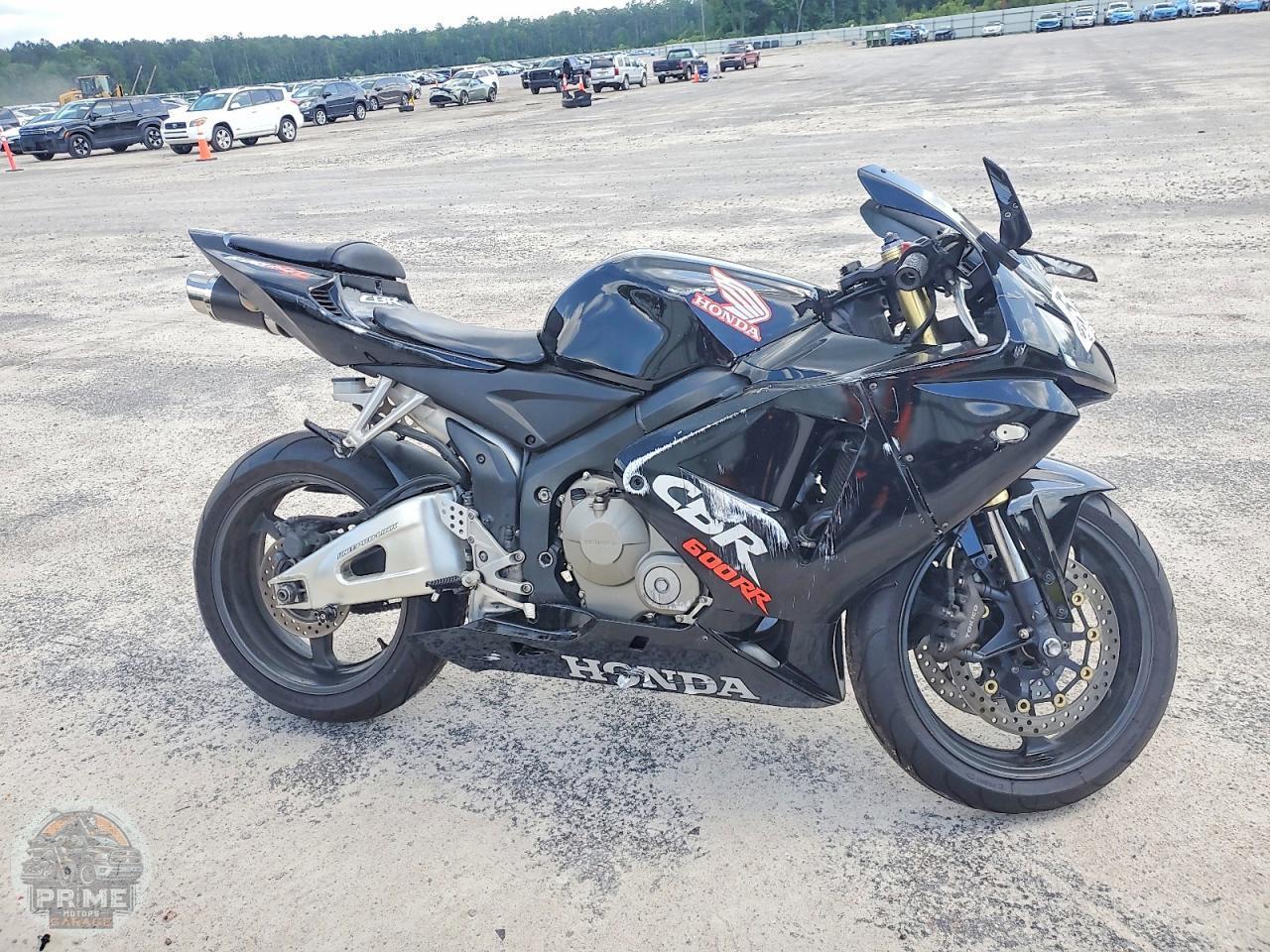 2005 HONDA CBR600 — фото 1