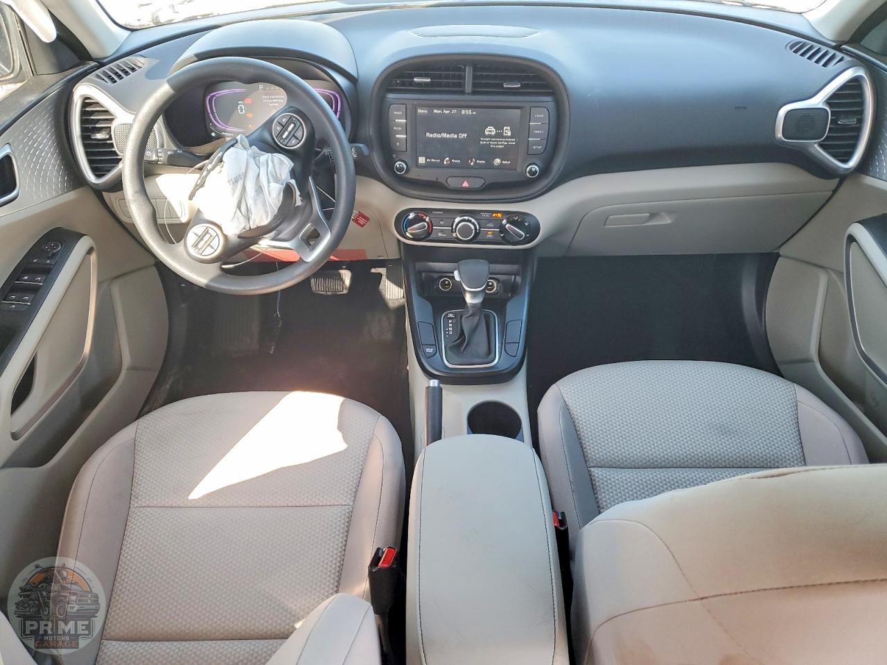 2025 KIA SOUL — фото 8