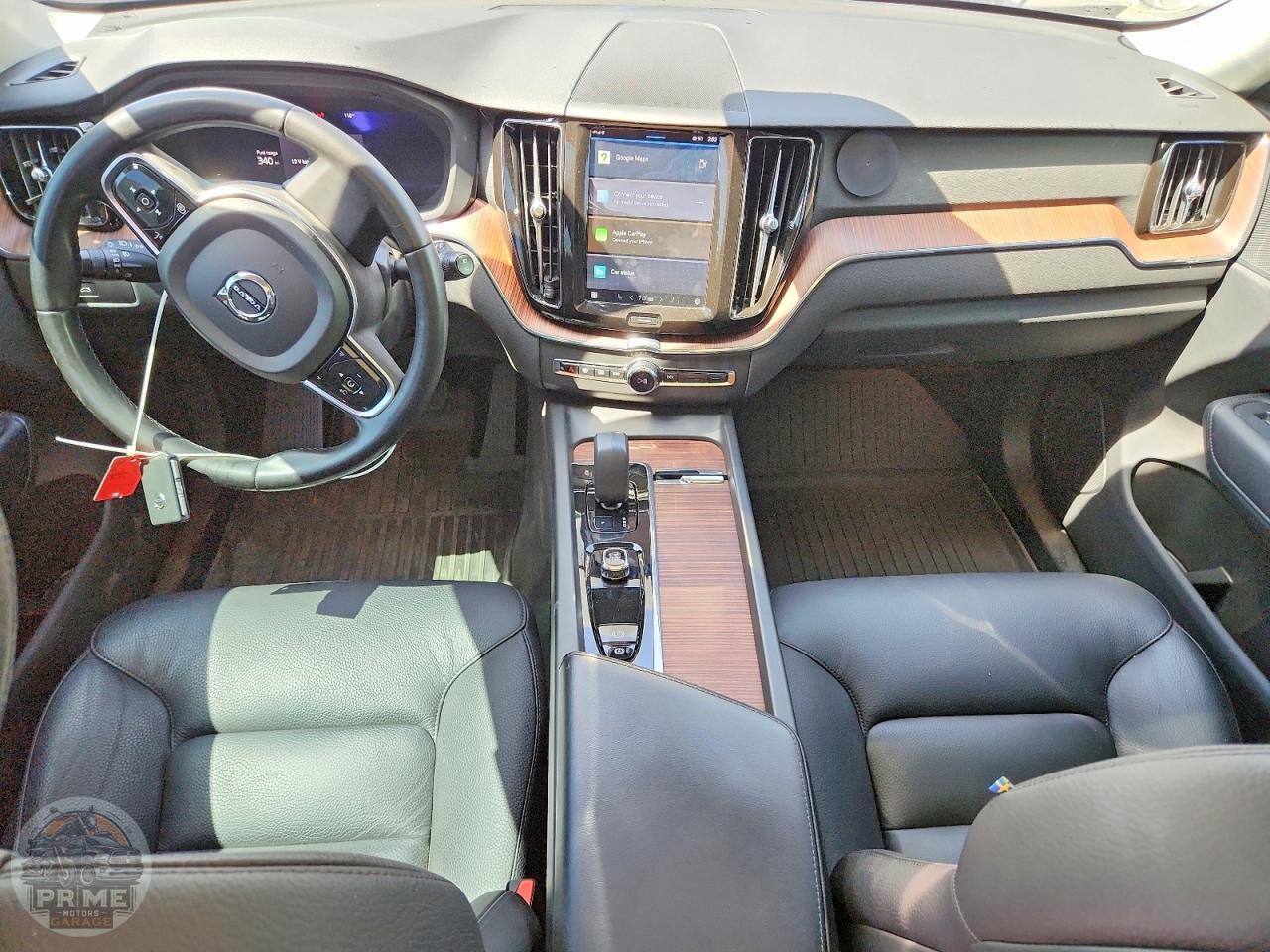 2024 VOLVO XC60 — фото 8