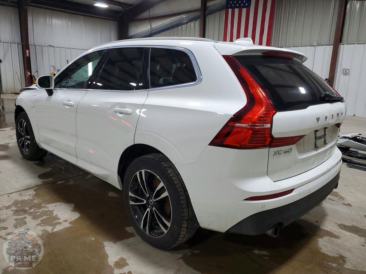 2020 VOLVO XC60 — фото 2