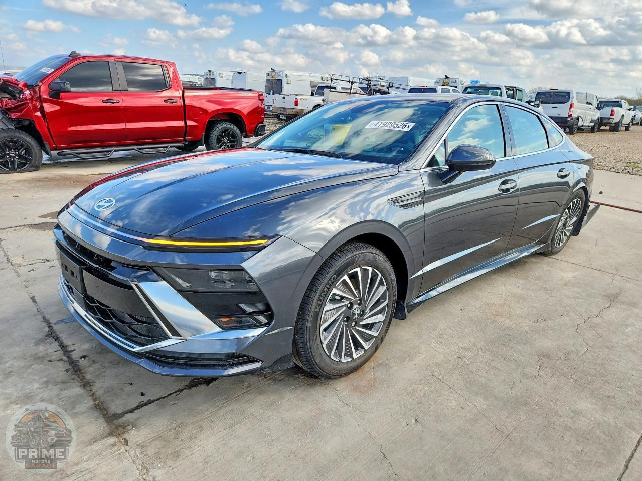 2025 HYUNDAI SONATA — фото 1