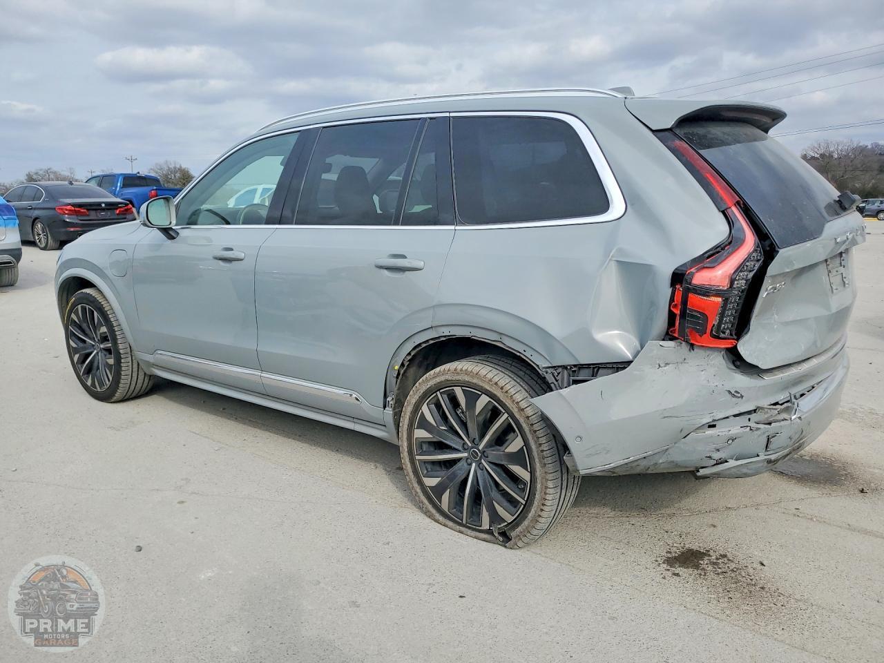 2025 VOLVO XC90 — фото 2